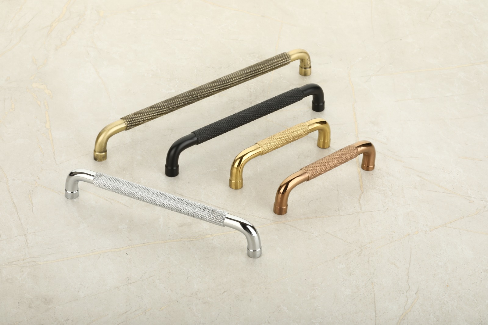 Limozin Hardware product detail featuring premium architectural hardware